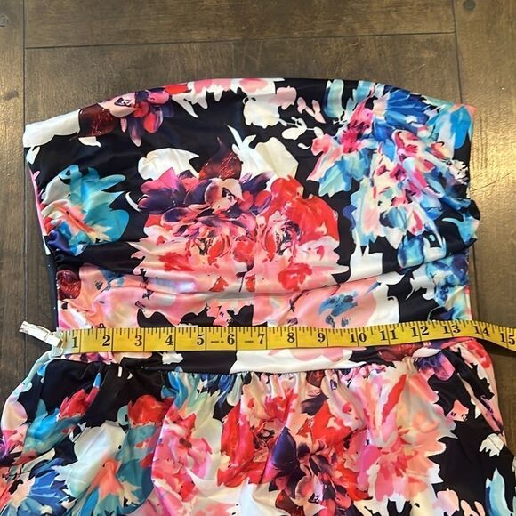 New Strapless Floral Bohemian Maxi Dress with Pockets - Picture 10 of 13